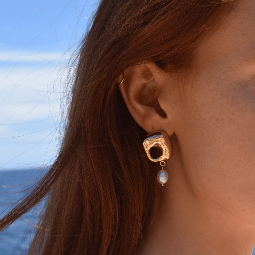 Sunlit Pearl Earrings