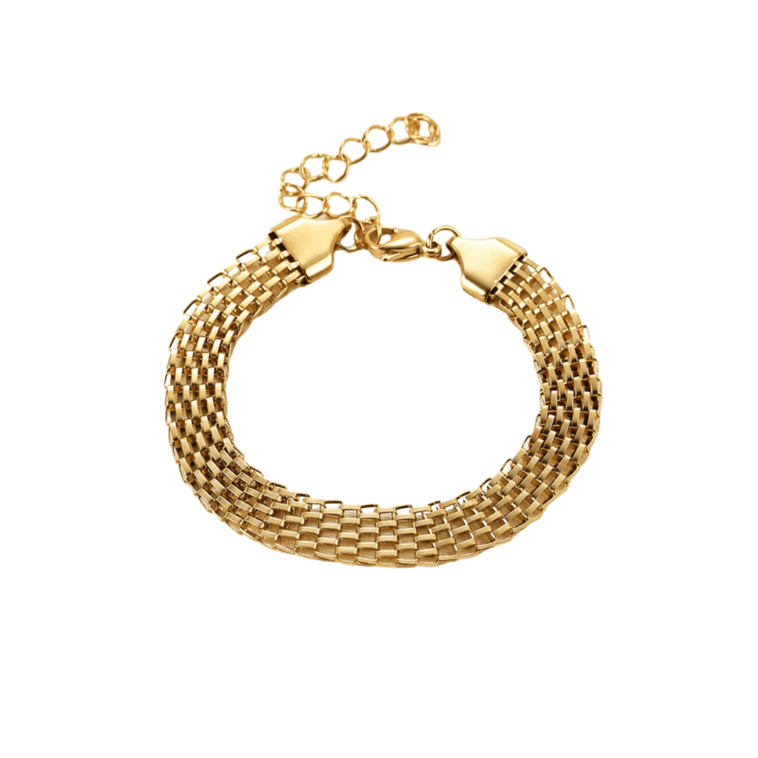 The Ash Bracelet is that subtle yet striking bracelet you didn’t know you needed. It’s the bracelet you’ll reach for every day, whether you’re layering it with Ava and Katie or letting it stand out on its own. Crafted from 18K gold plated stainless steel,